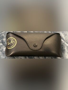Black Leather Ray-Ban Sunglasses Case